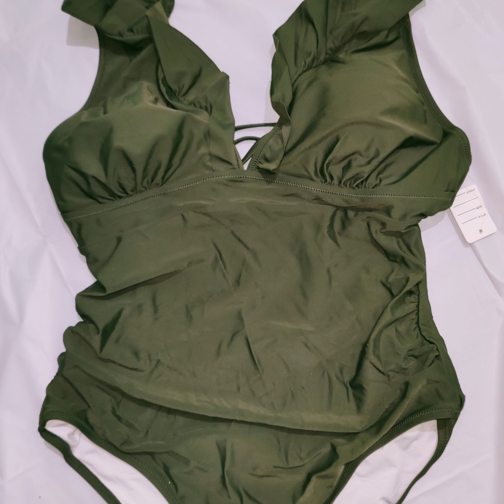 Beautiful 1 pc. Forest Green? V-Cut Swimsuit.